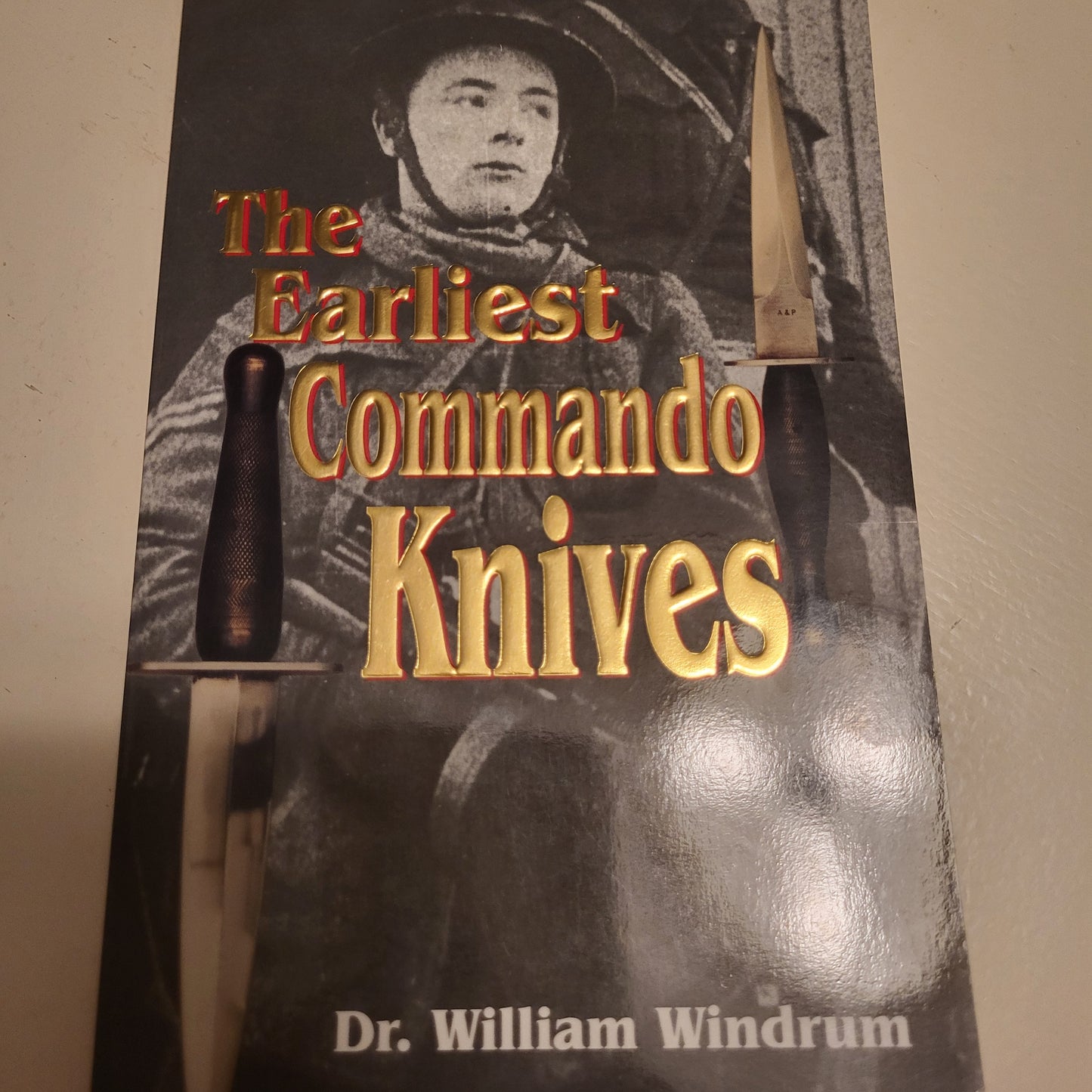 Earliest Cammando Knives